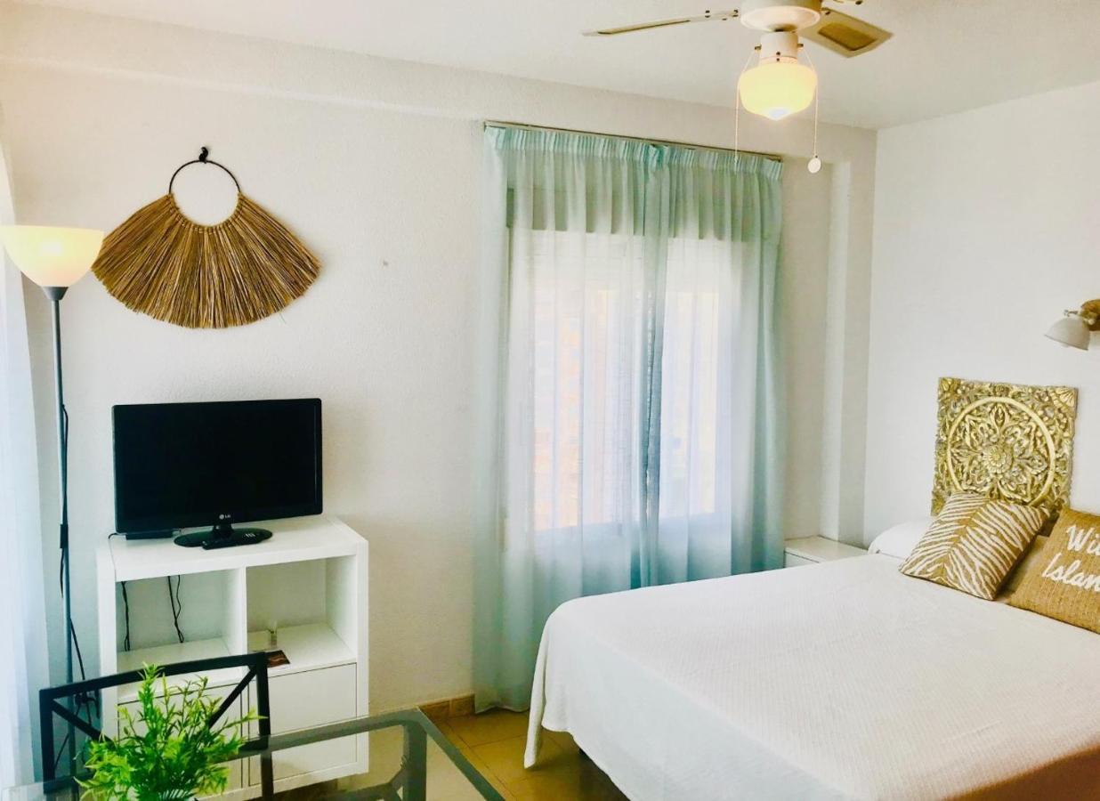 Apartamentos Ulia Benidorm Esterno foto